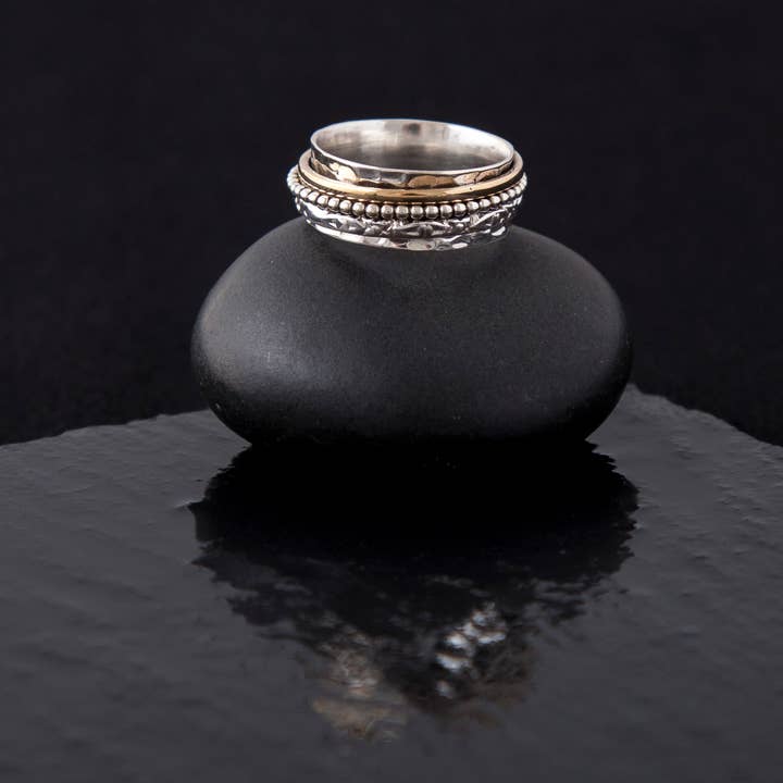 Baizaar - Venta al por mayor Anillo de banda/apilable - Anillo giratorio de plata de ley con 3 bandas decoradas