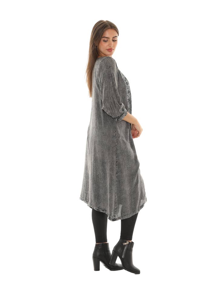 Shoreline Wear. INC - Wholesale Kimono - Women's - Sequin-Accent Embroidered Three-Quarter Sleeve Duster3