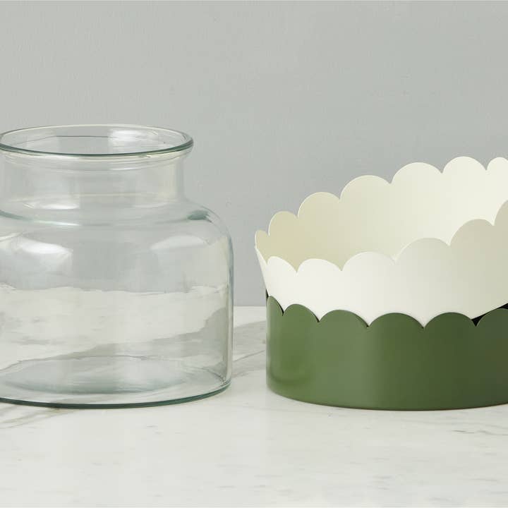 etúHOME - Wholesale Vase - 2-in-1 Scalloped Bloom Vase, White/Spruce Green