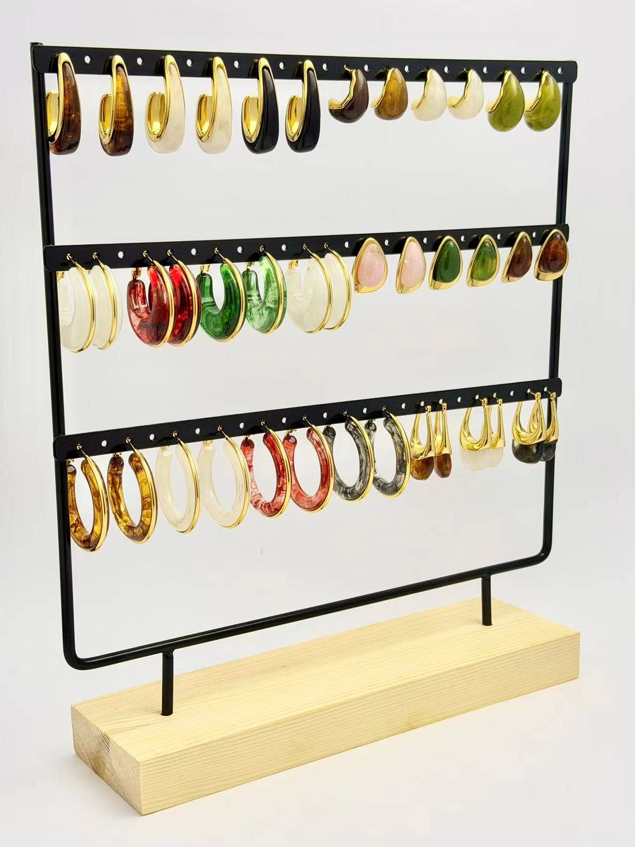 COSMOS - Venta al por mayor Juegos de joyas - Lote de 20 pares de pendientes de resina y acero de moda chic1