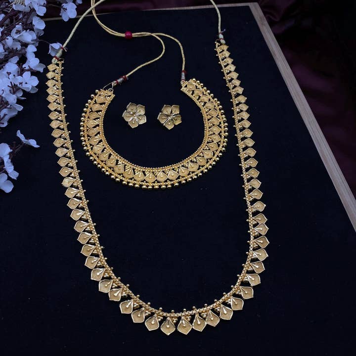 Quirky Fashions - Wholesale Jewelry Set - Handcrafted Gold-Tone Temple Jewelry Set With Earrings