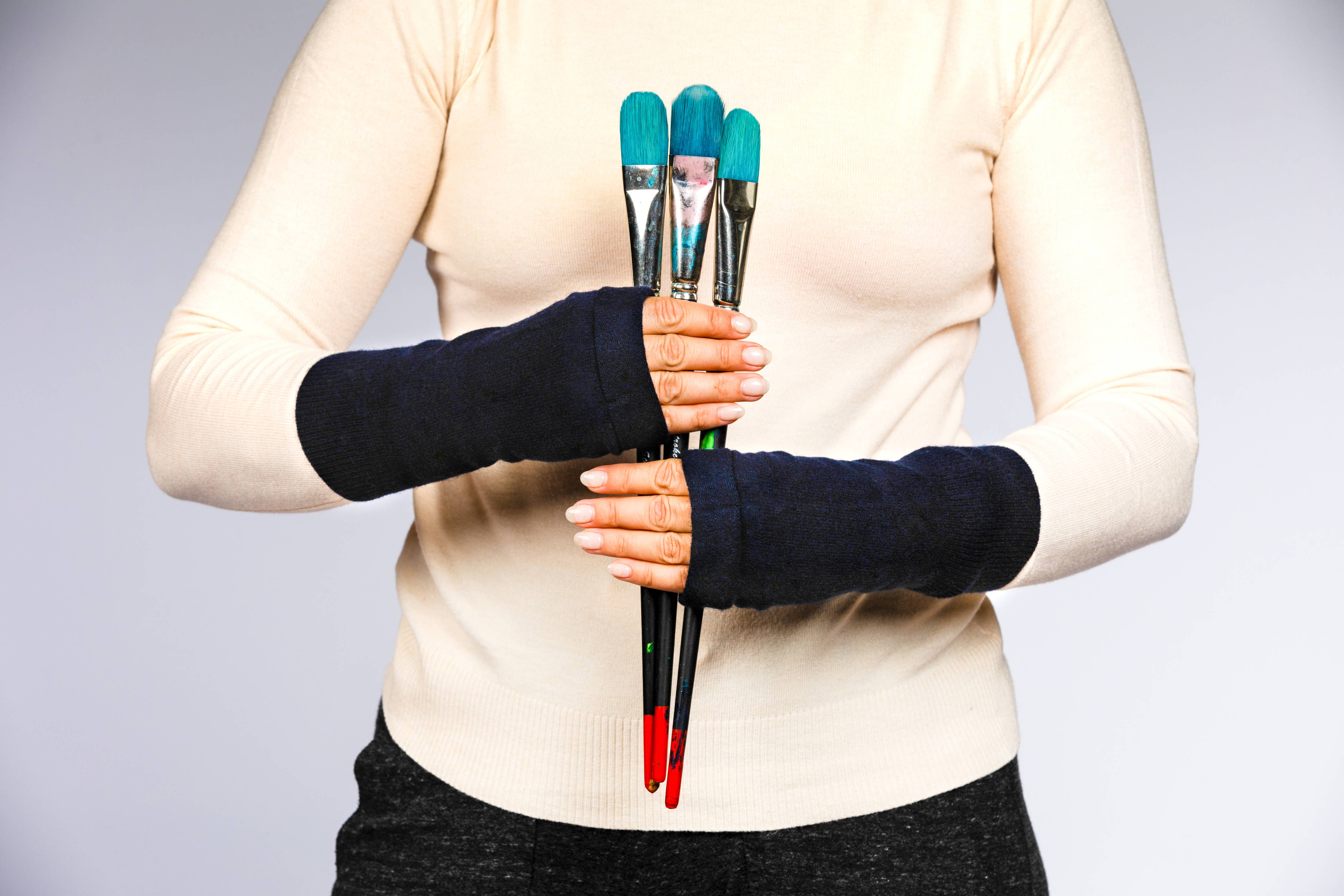 B.B. Sheep - Wholesale Gloves - Women's - Pure Cashmere Fingerless Gloves23