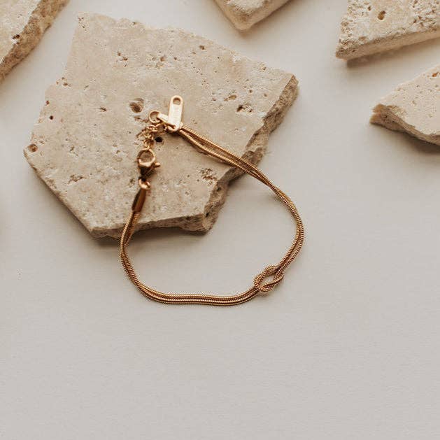 Mauve Jewelry Co. - Vendita all'ingrosso Bracciali a catena e a maglie - Bracciale Nodo Infinito Evelyn0