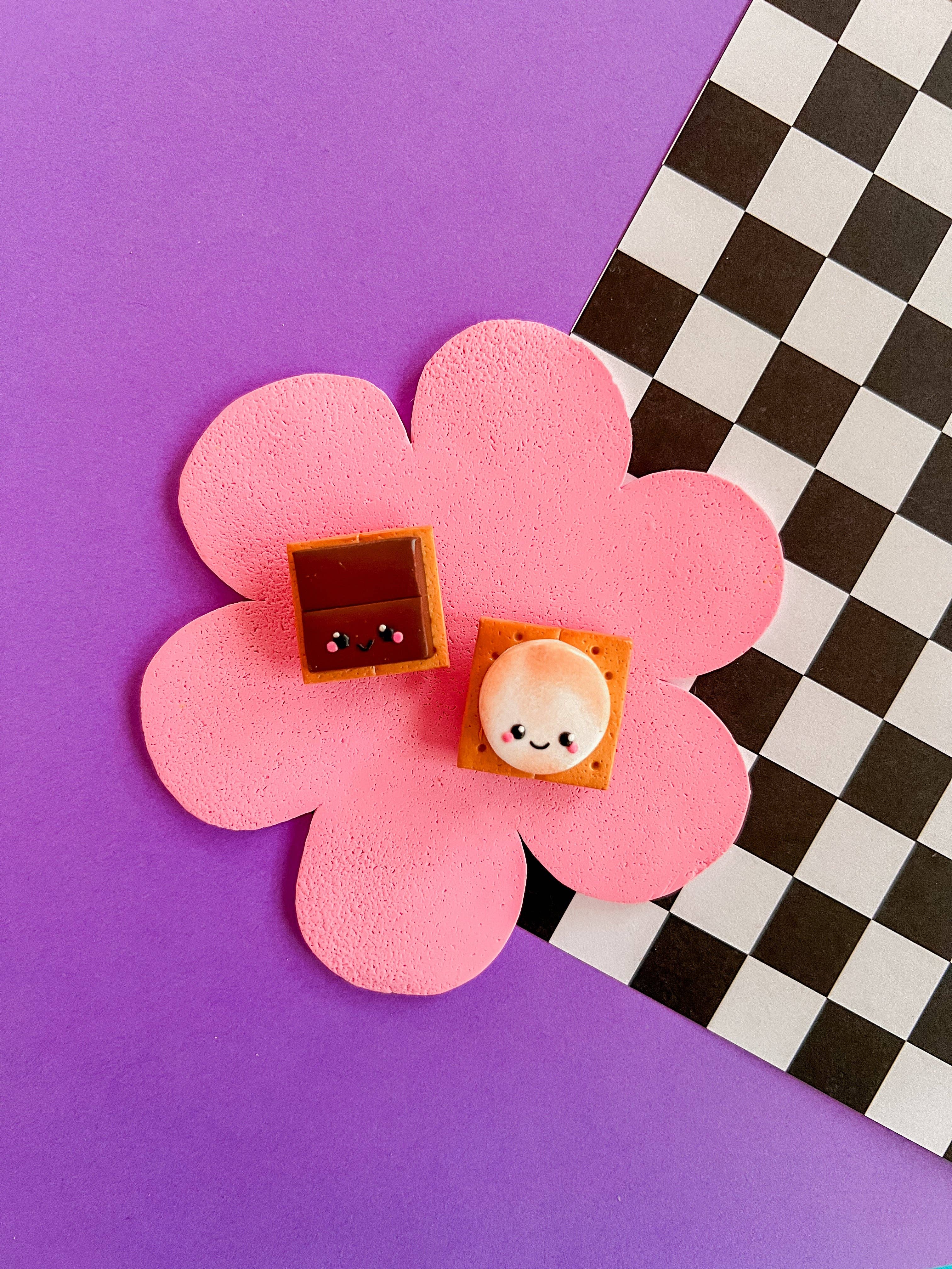 Larry’s Waffle Shop - Vente Aimants - Mini S'mores Mates | Aimants en pâte polymère2