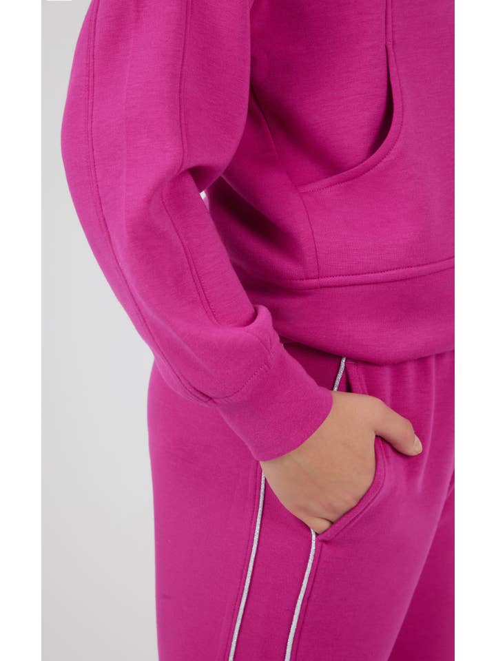 90 Degree by Reflex & Yogalicious – Großhandel Sportbekleidungsset – Kinder – Mädchen Scuba-Set mit Jacke und Jogginghose mit Reißverschluss.2