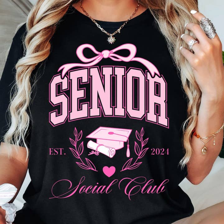 DTF senior ou transfert par sublimation pour la vente par Sweet and Sassy Tees