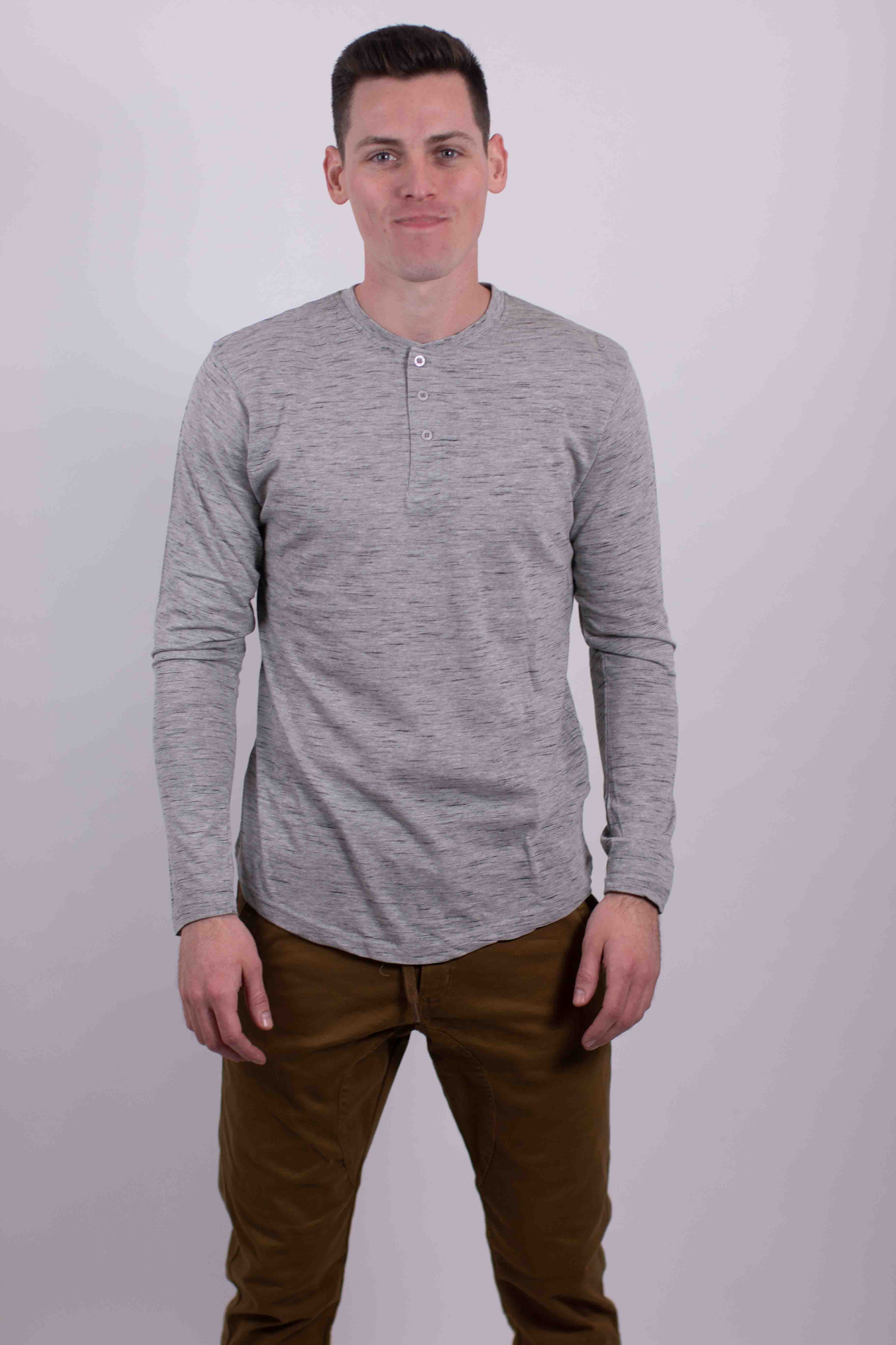 Generation XYZ – Großhandel T-Shirt – Herren – Henley-Hemd aus Tri-Blend mit langen Ärmeln (HF-1401)3