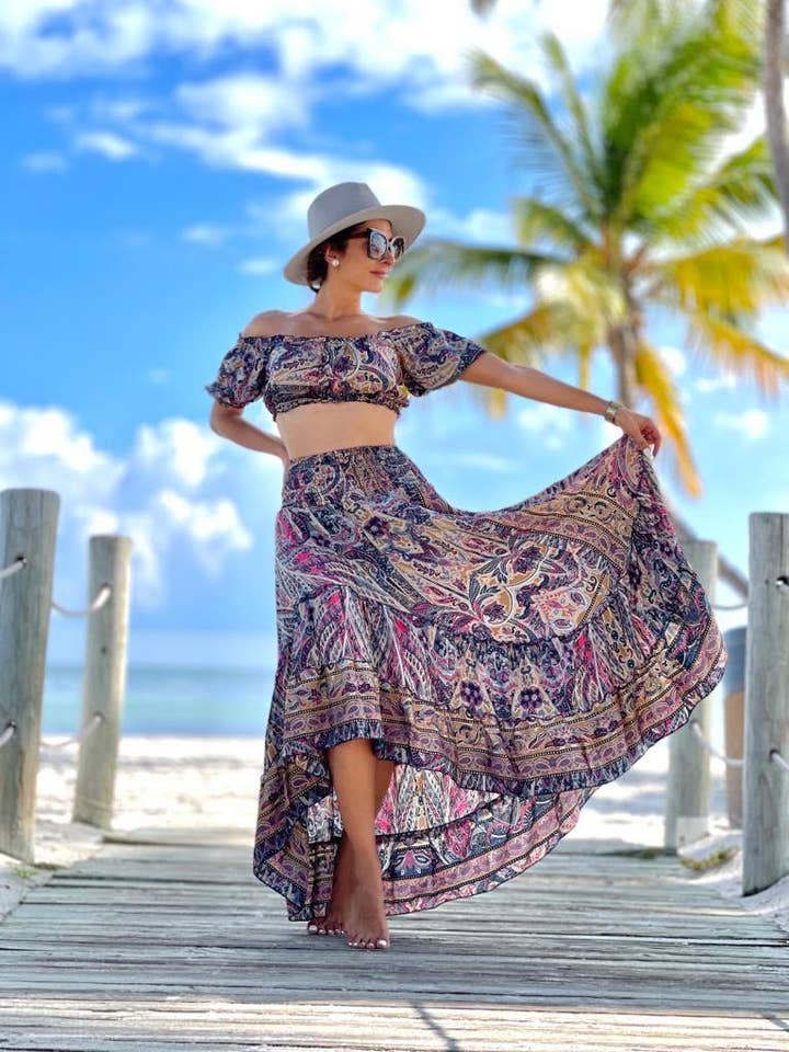 Ensemble Laxmi pour la vente par Yosoy universe