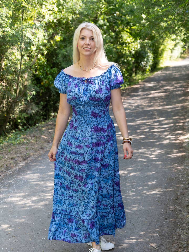 Robe froncée à imprimé papillon Evelyn pour la vente par Wicked Dragon Clothing