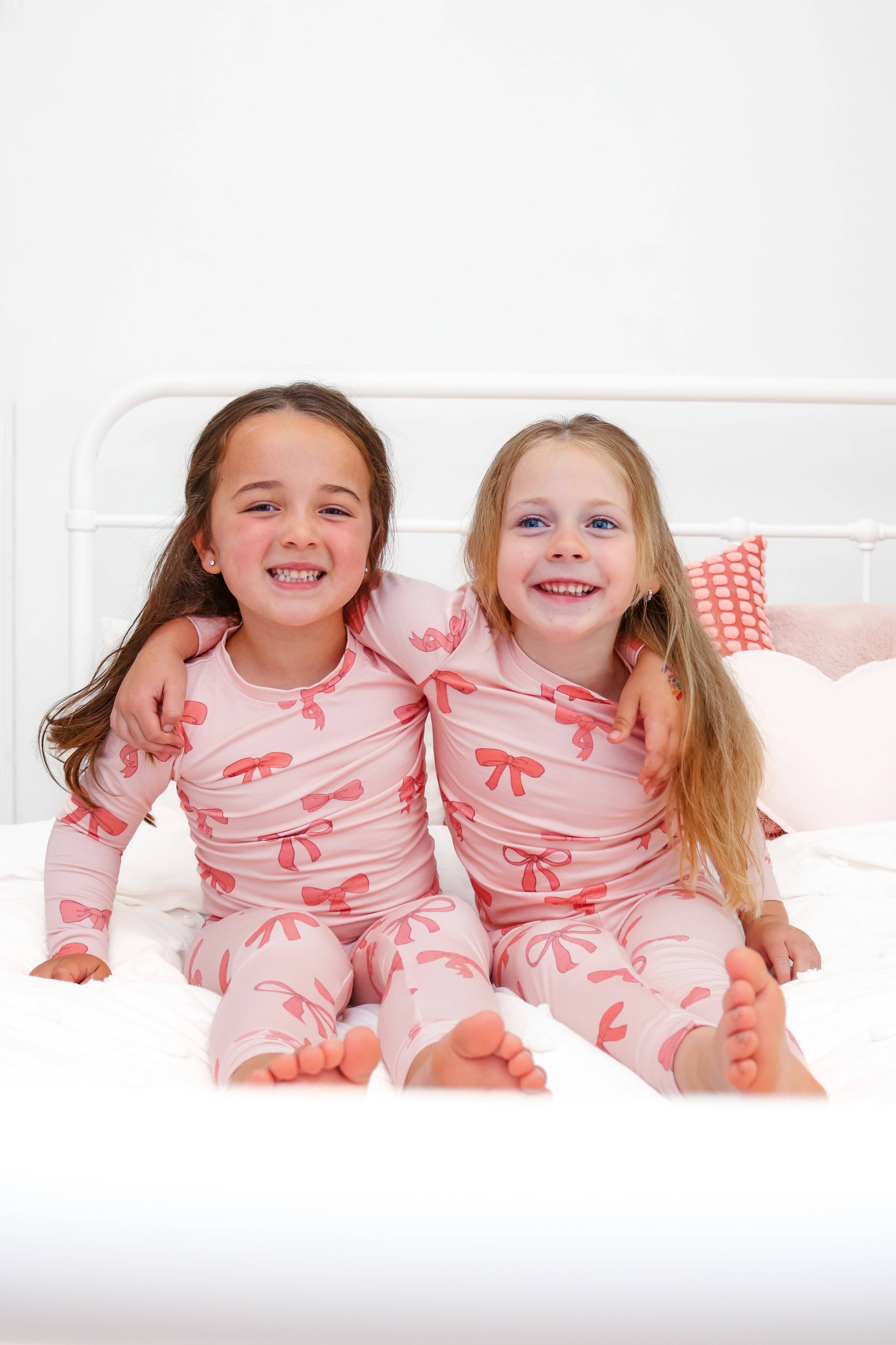 Fancy Shmancy Baby - Venta al por mayor Conjunto de pijama - Niños - Pijama con lazo rosa14