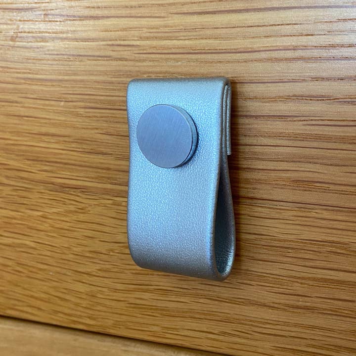 Skylos Collective - Wholesale Knob/Pull - Vegan Leather Cupboard Door Drawer Pull10