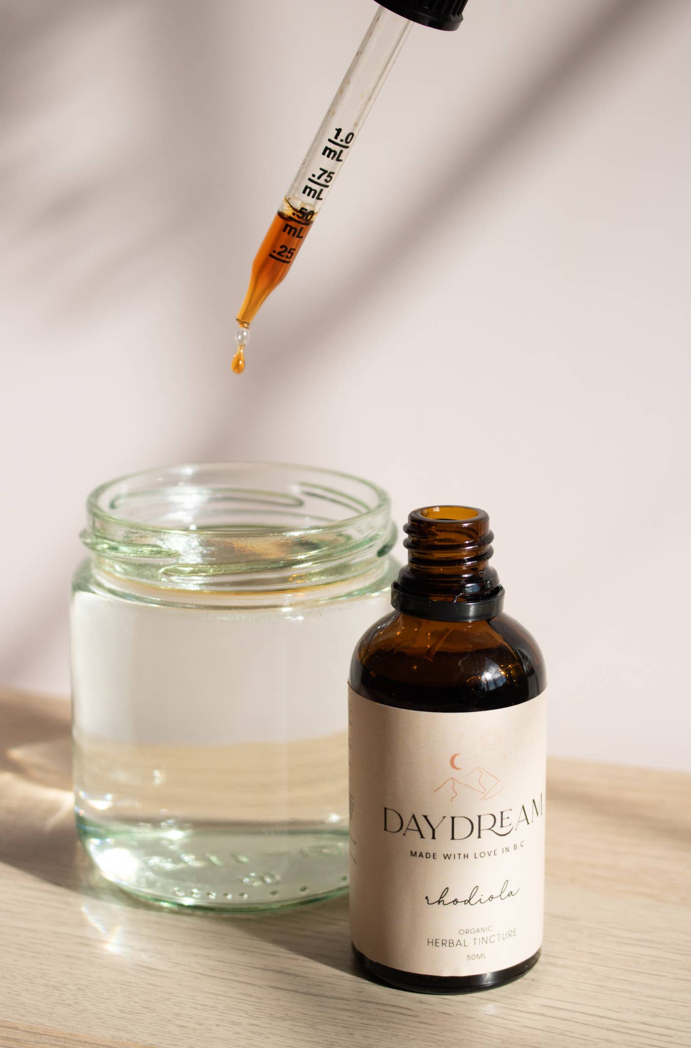 Daydream Organics | Prairie Doctor Brand - Wholesale Tincture - Rhodiola Herbal Tincture2