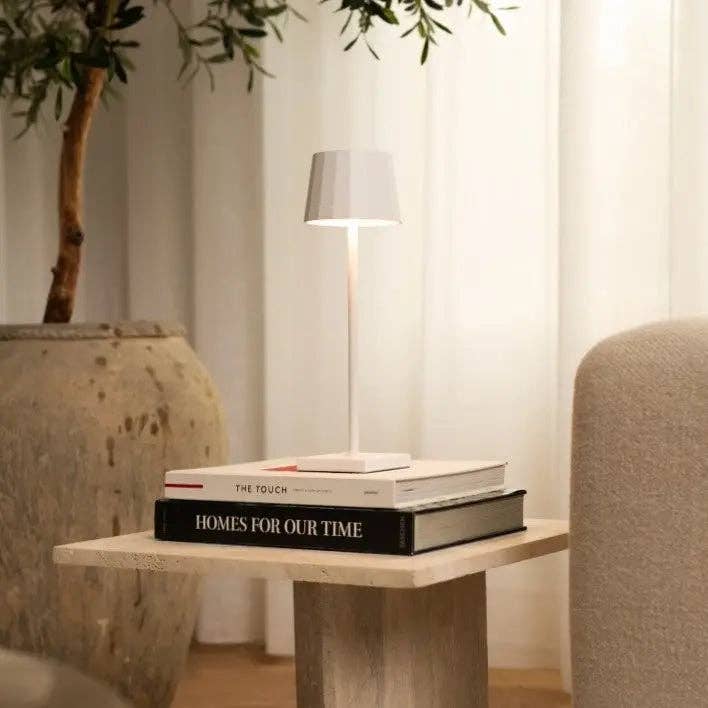 Tavellio – Candeeiro de secretária/decorativo por atacado – Candeeiro de Mesa Recarregável William Branco | Sem Fios, Regulável & 120 Horas de Autonomia10