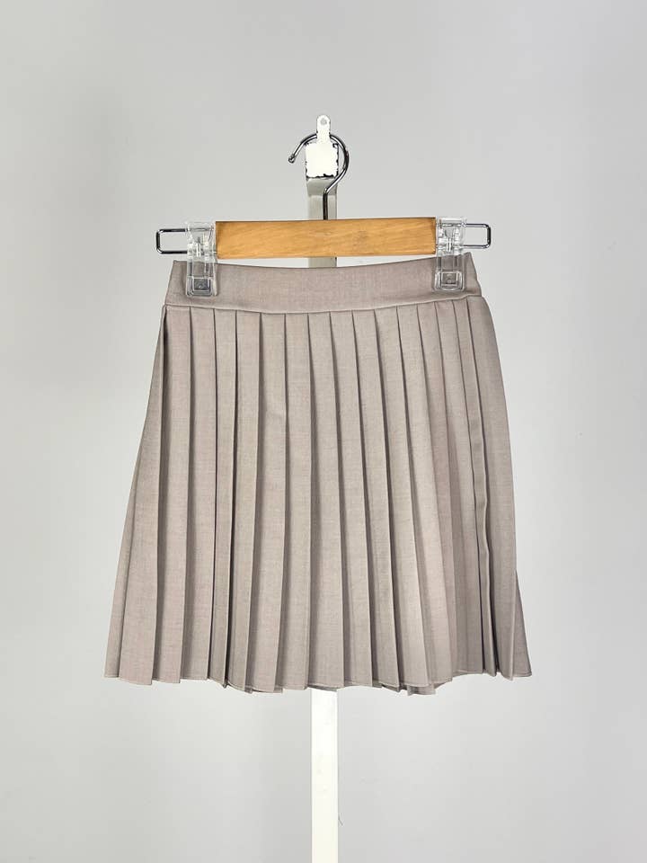 MINI MIGNON PARIS - Wholesale Skirt - Kids - Solid pleated schoolgirl skirt for girls9