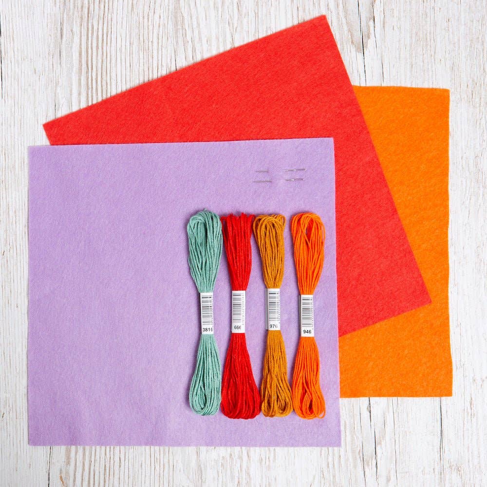 Wool Couture Company - Wholesale Craft Sewing Kit - Handful of Hearts Felt Craft Kit10