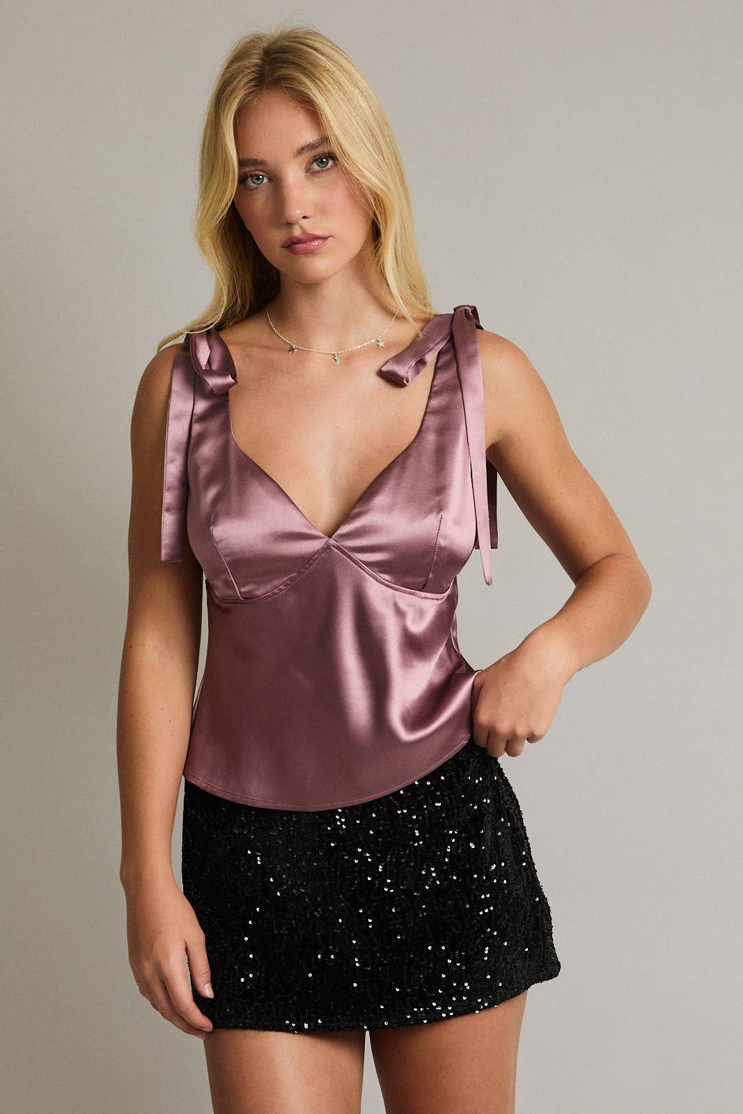 MAUVE SLEEVELESS V-NECK BOW SHOULDER DETAIL SATIN TOP for wholesale on Faire1