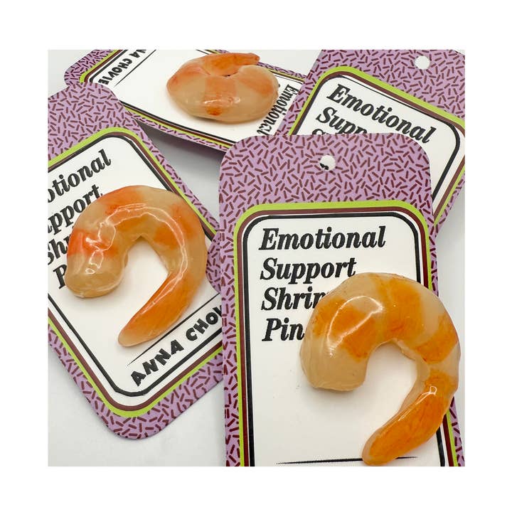 Épingle de revers fantaisie crevette cocktail amusante et originale pour la vente par Anna Chovie