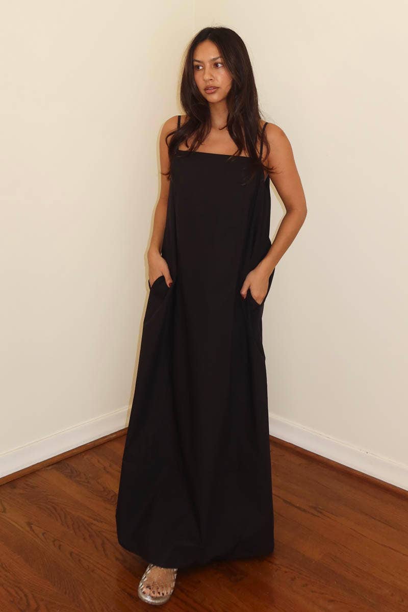 Noir Robe longue évasée en vente sur Faire6