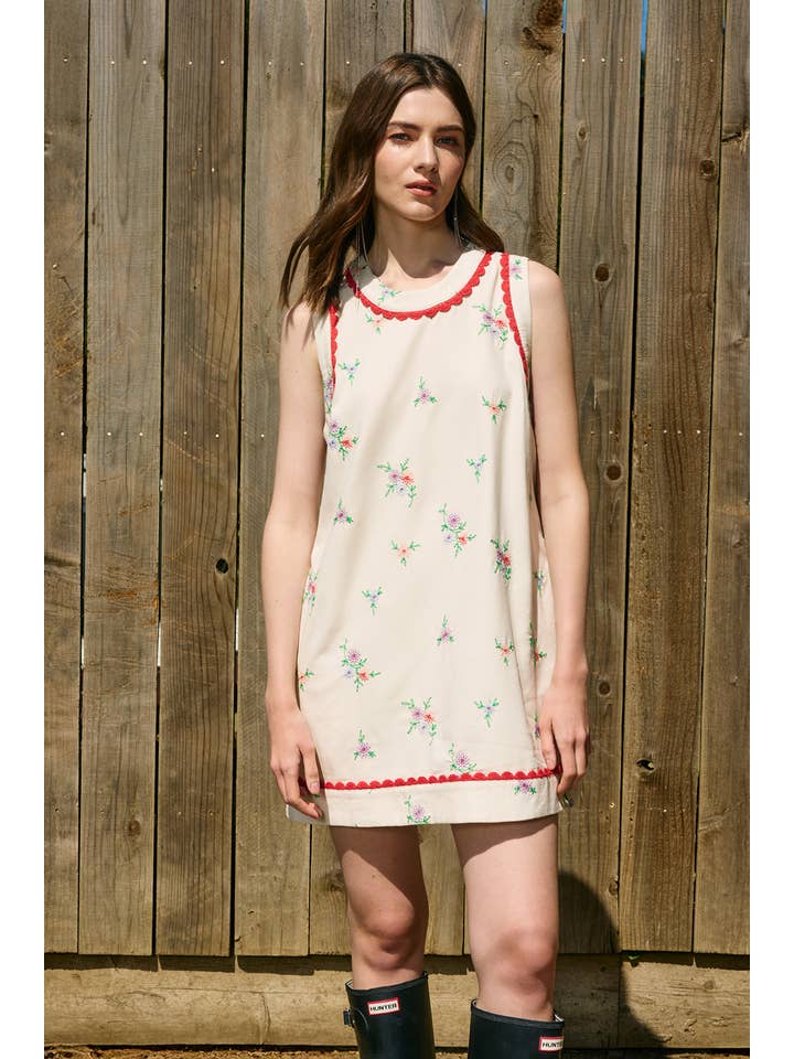 CRÈME PROFONDE Robe droite brodée - RD1186 en vente sur Faire1