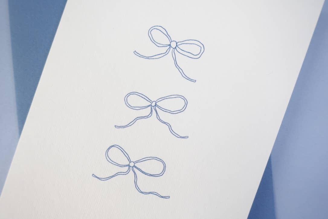 La Belle Saison – wholesale Everyday greeting card – Ribbon Bow Blue Birthday Card1