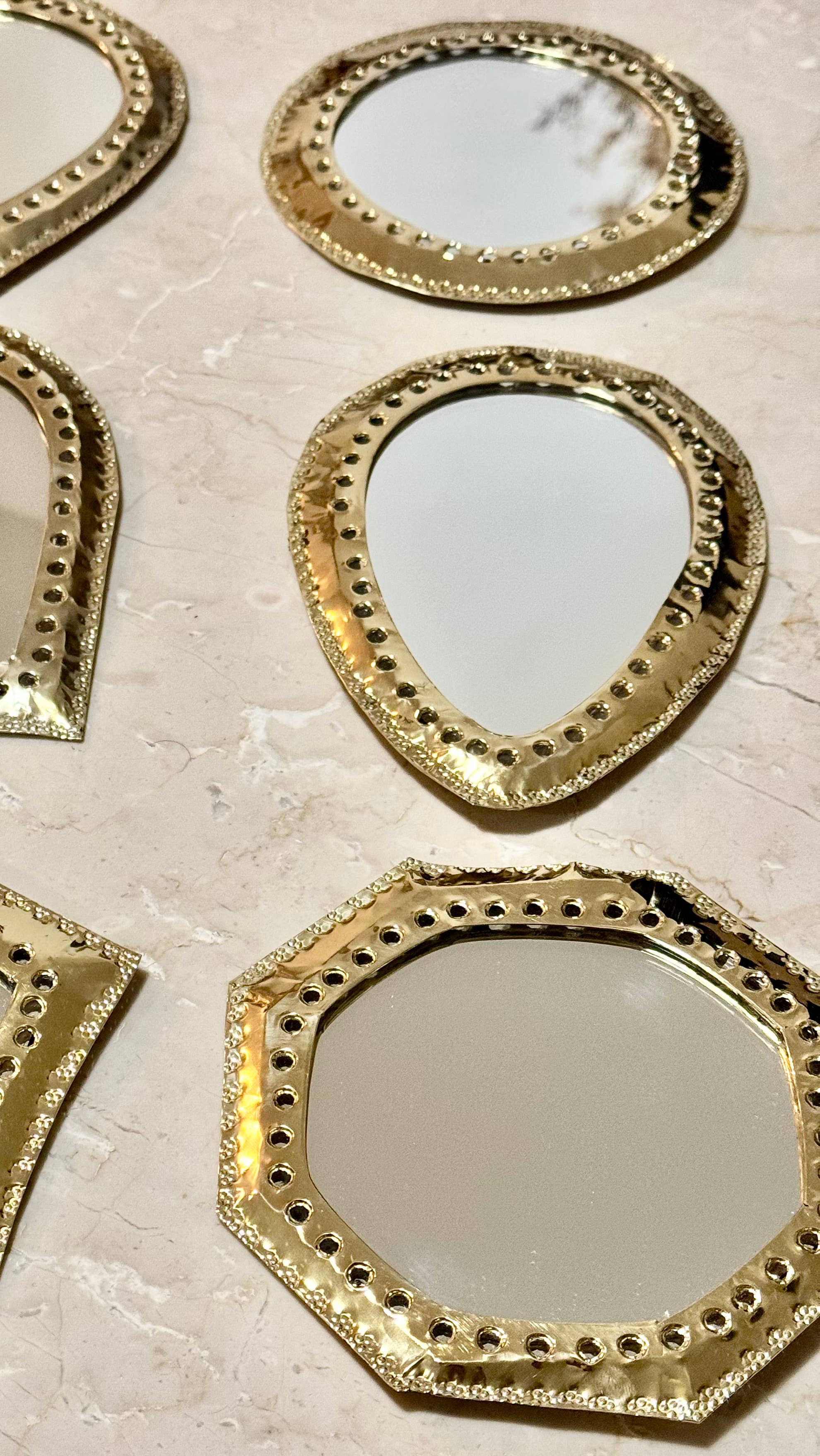 romeda - Wholesale Wall Mirror - Gold decorative mirrors, Brass wall decorative mirror11
