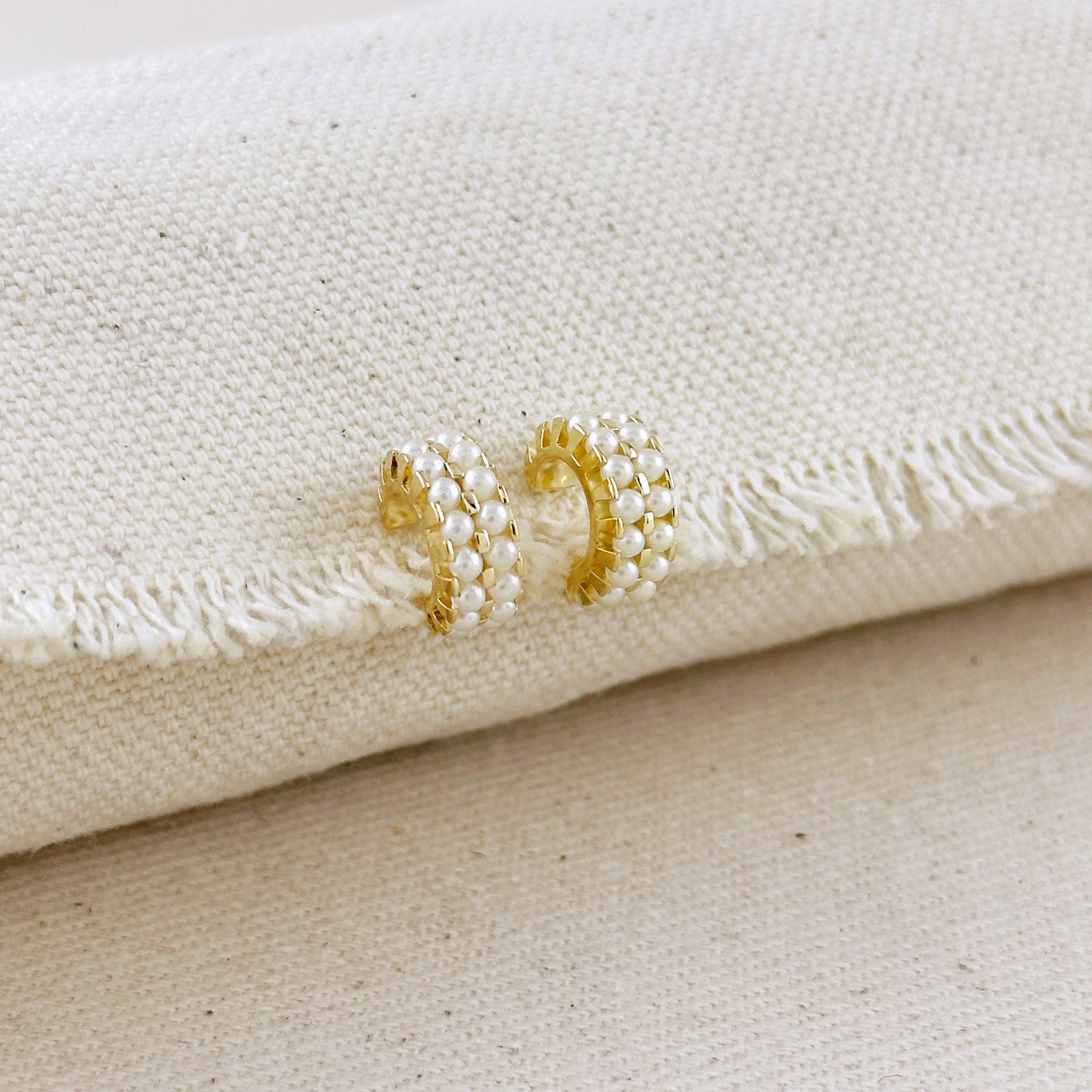 GoldFi – Engroshandel Hoops – 18k guldfyldte Petite Double Pearl C-Hoop øreringe