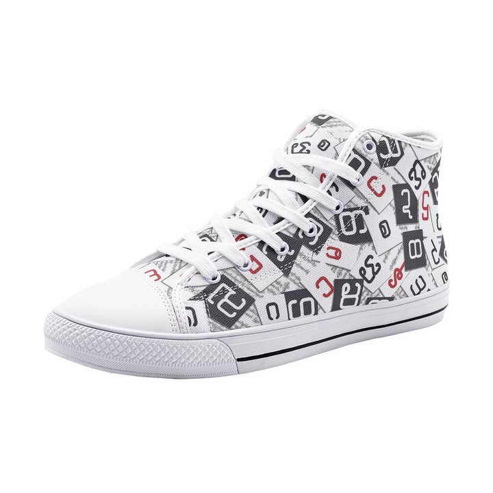 Chaussures montantes unisexes en toile avec découpes de l'alphabet birman provenant de journaux - Chaussures décontractées pour la vente par Oh Pote