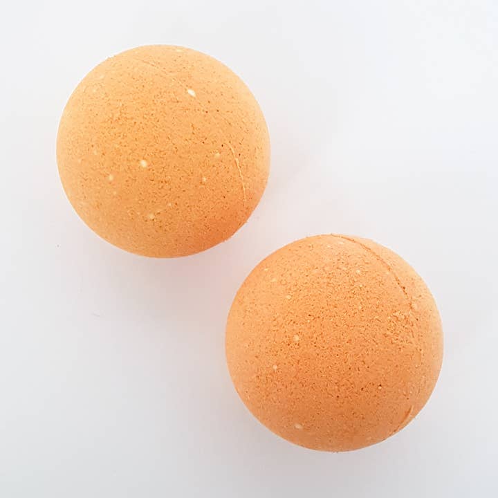 Bombe de bain ronde Satsuma pour la vente par Liola Luxuries