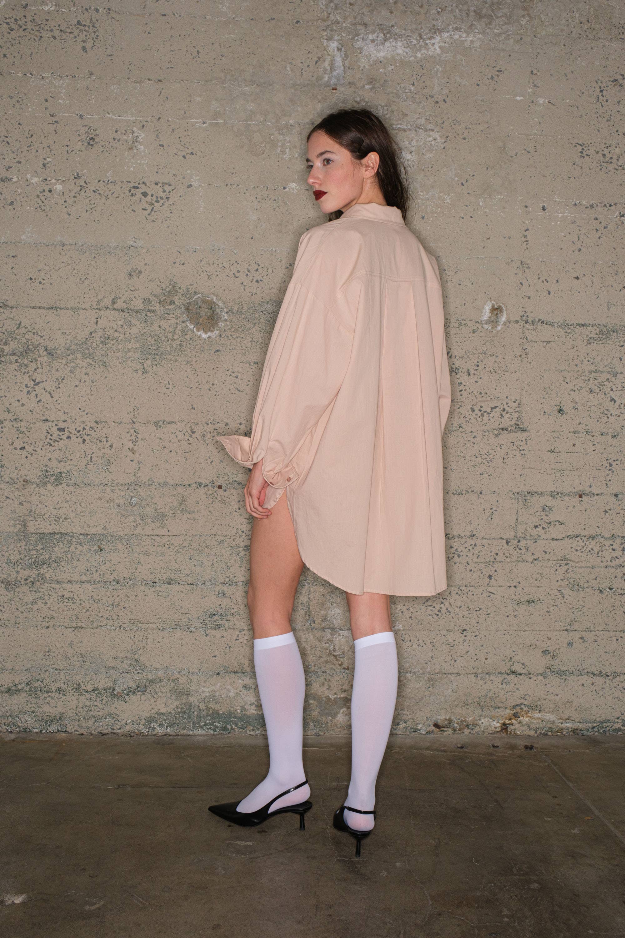 Signature 8 - Wholesale Button Down Shirt - Women's - OVERSIZED SHIRT S1924C15