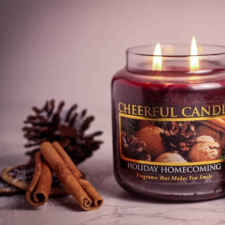 Cheerful Candle – Engroshandel Glaslys – Muntert stearinlys (16 oz.) - Holiday Homecoming3