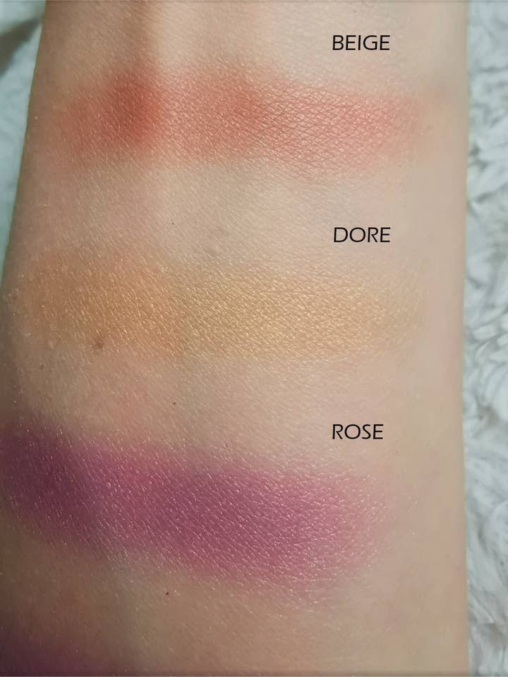 Golden eyeshadow for wholesale by AISTHESIS