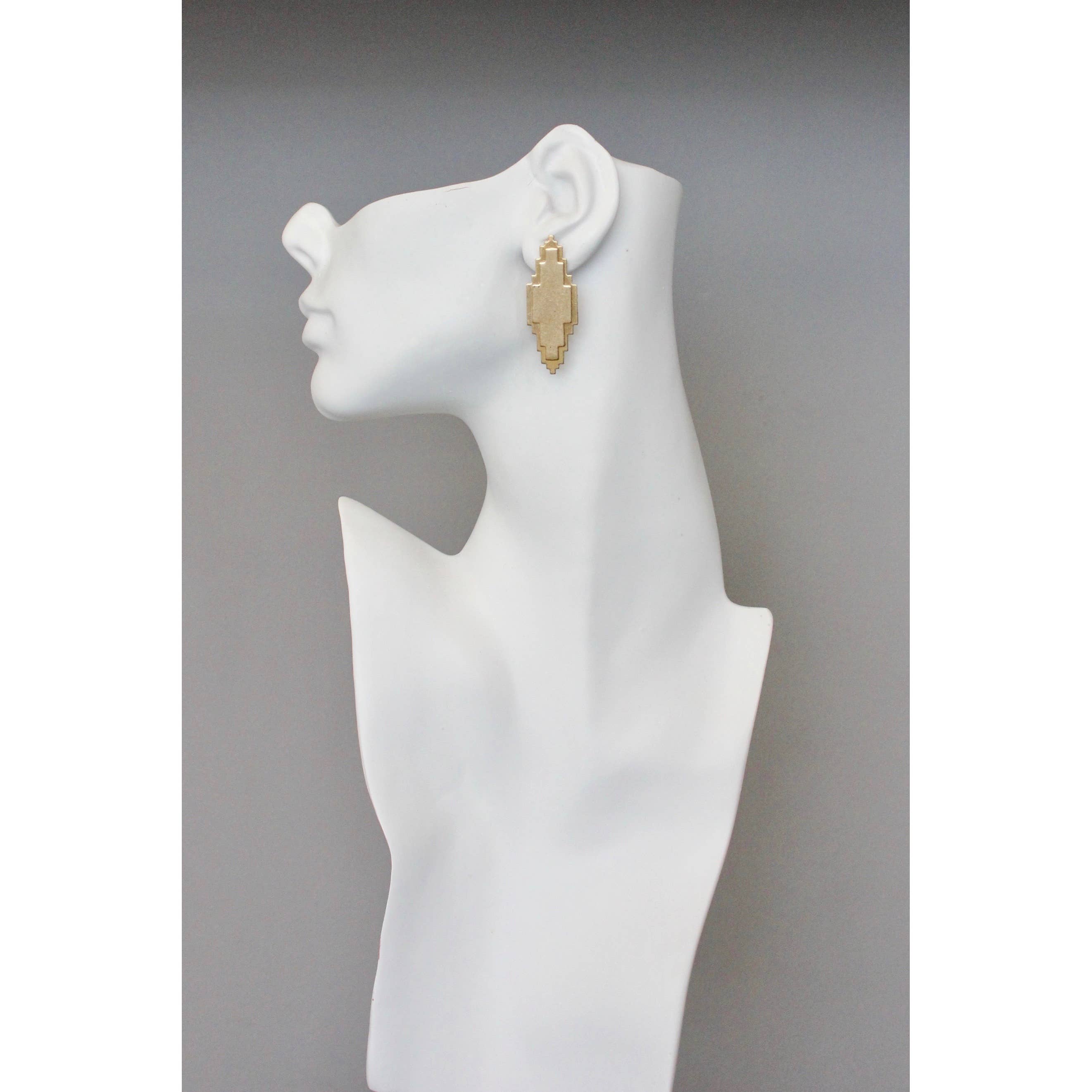 David Aubrey Jewelry - Vente Clous d'oreille - Boucles d'oreilles tiges géométriques en laiton BKNE651