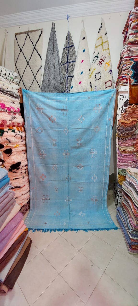 Maroccarpets Poufs and pillows wholesale +31648976894 – wholesale Area rug – New HANDMADE MOROCCAN Cactus Silk Rug19