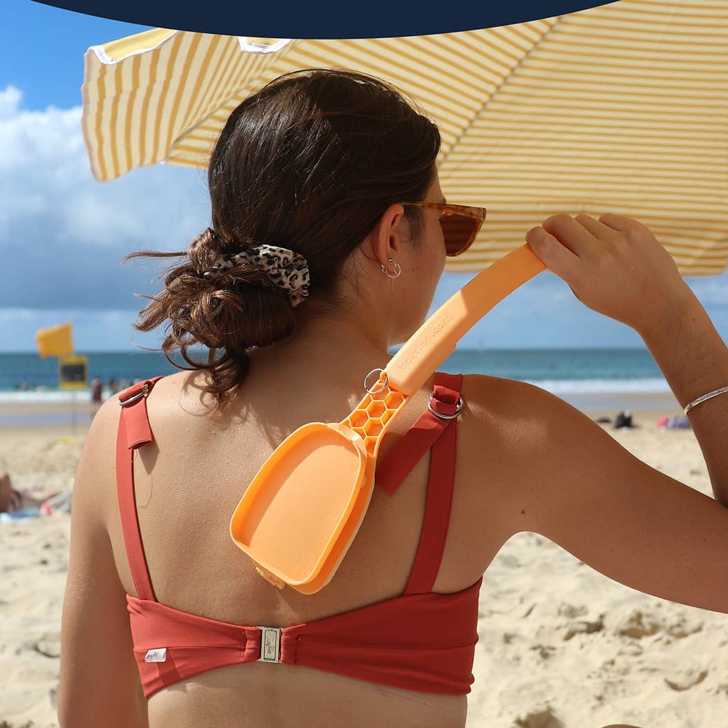 bakslap - Wholesale Retailer Display - Beauty & Wellness - Retailer Starter Package - Bakslap Lotion Applicator + POS12