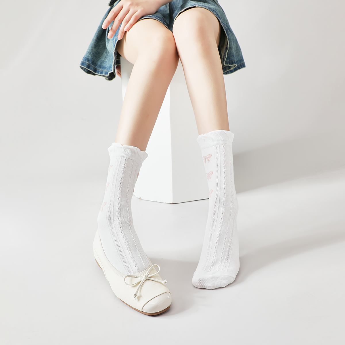 Funkyrel® Atzbranding Limited – Engroshandel Strømper - Dame – Rufia - hvide strømper med rullede kanter til kvinder16