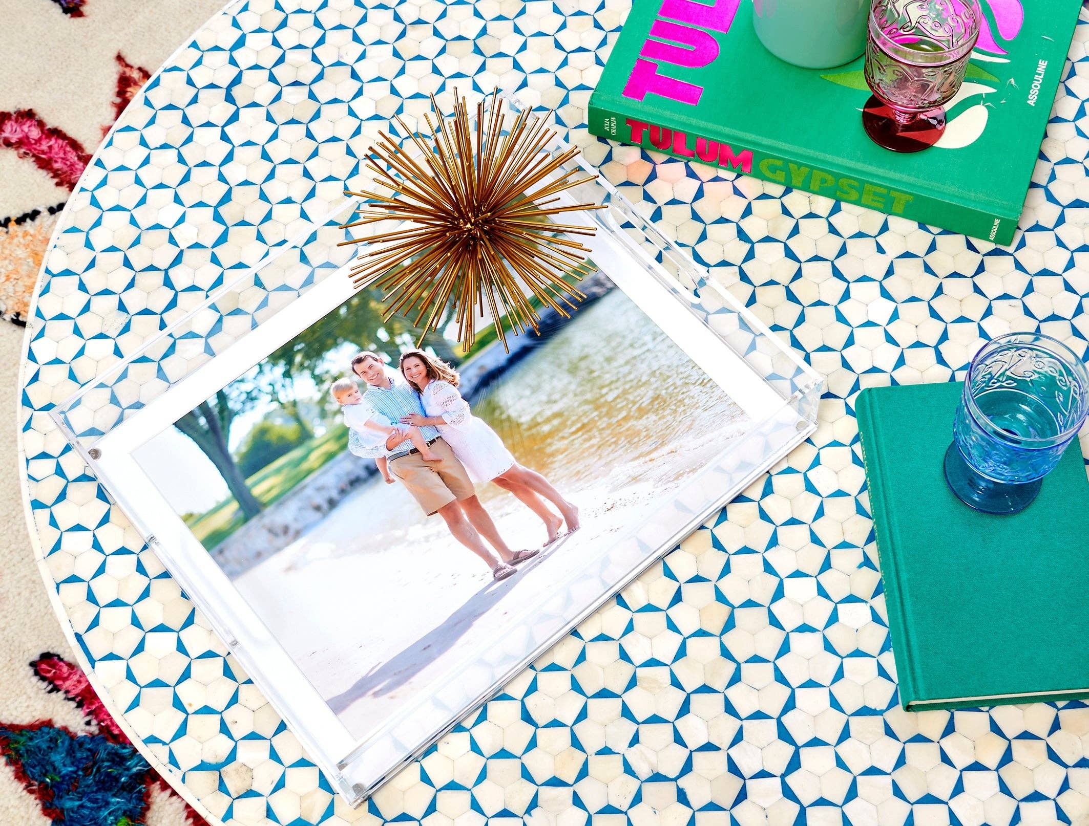 Tara Wilson Designs - Vente Cadres photos - BAC À PHOTOS — 13 « x 16" AVEC TAPIS BLANC POUR PHOTOS DE 11 « X 14"2