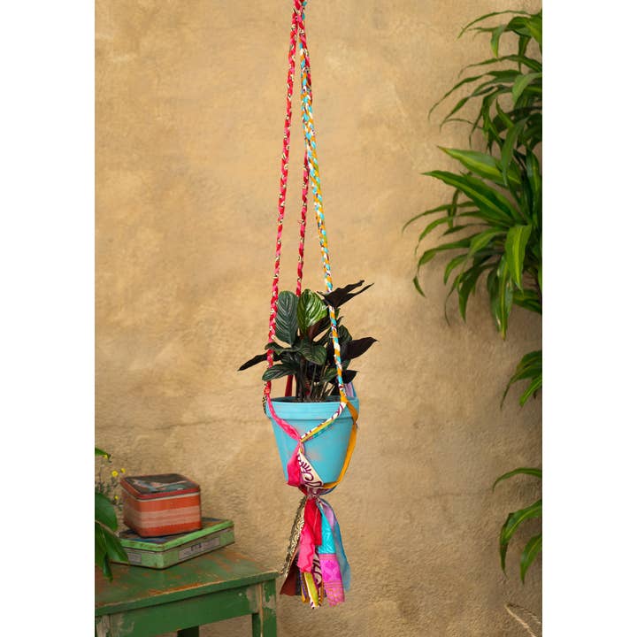 Namaste – wholesale Hängande kruka – Flätad Sari växthängare2