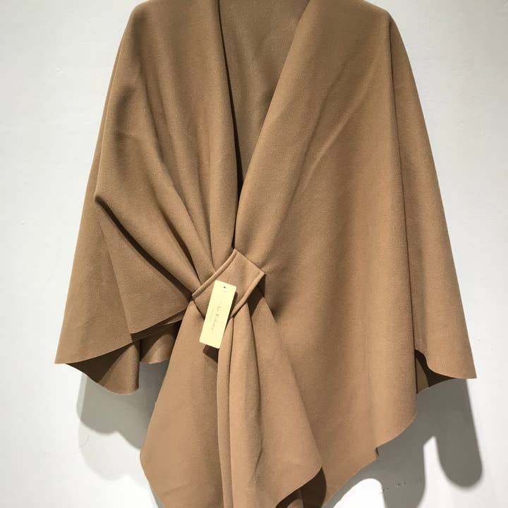 Only Yuan - Wholesale Poncho - Women's - ref 30520 poncho