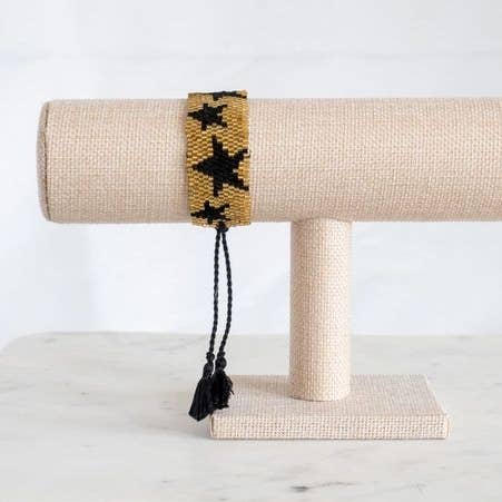 La Petite Maison – wholesale Pärlarmband – Svart stjärna pärlbroderat armband