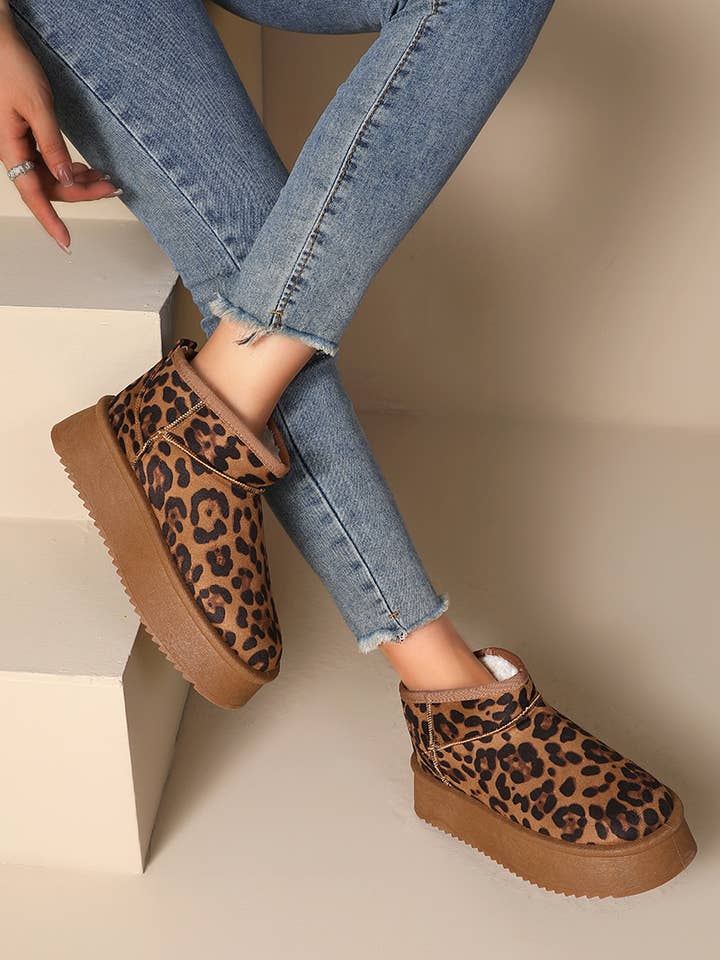 Joia Paris - Wholesale Booties - Women's - Wedge ankle boots UA-1855