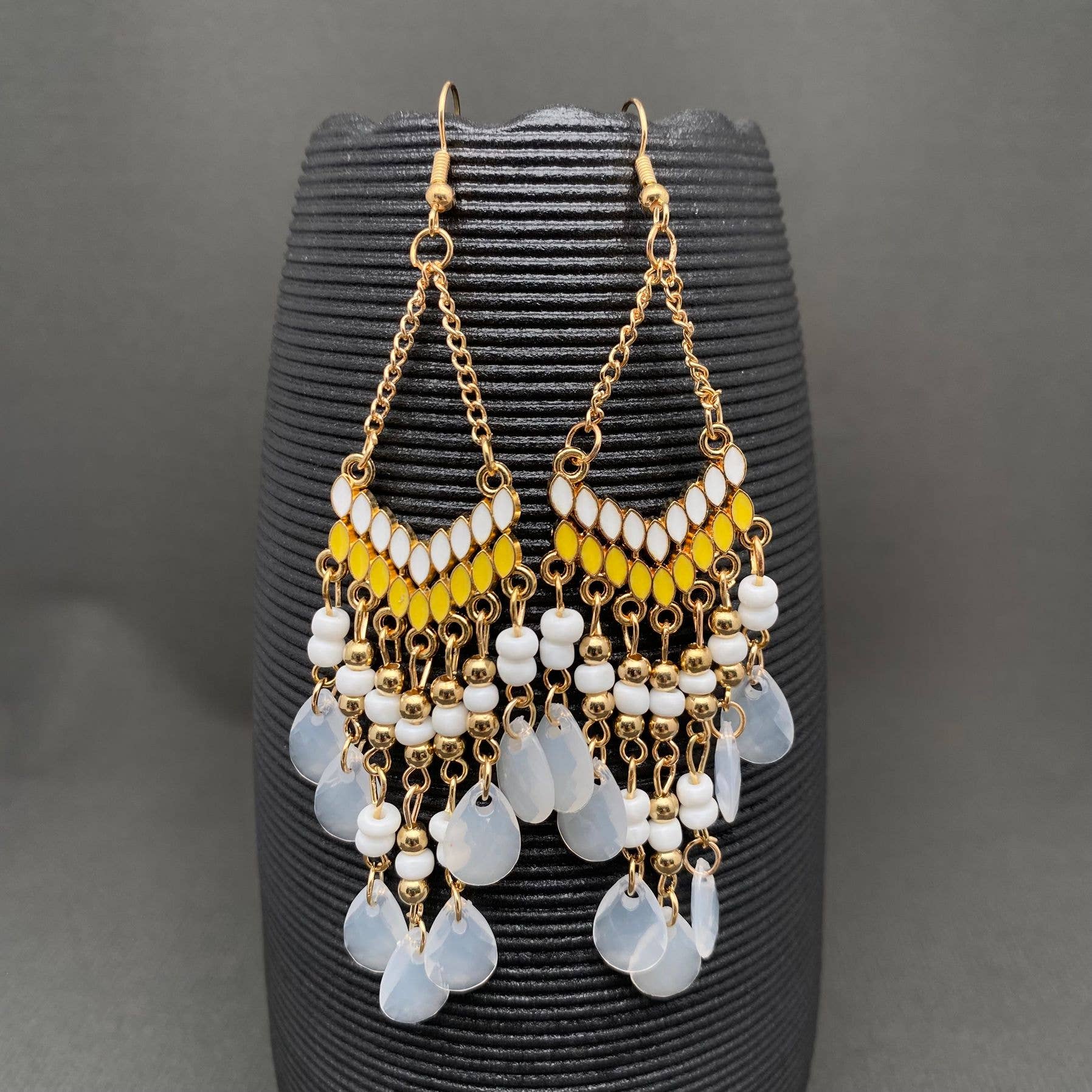 Mio Queena - Vente Boucles d'oreilles pendantes - Boucles d'oreilles pendantes à pampilles blanches de styles variés15