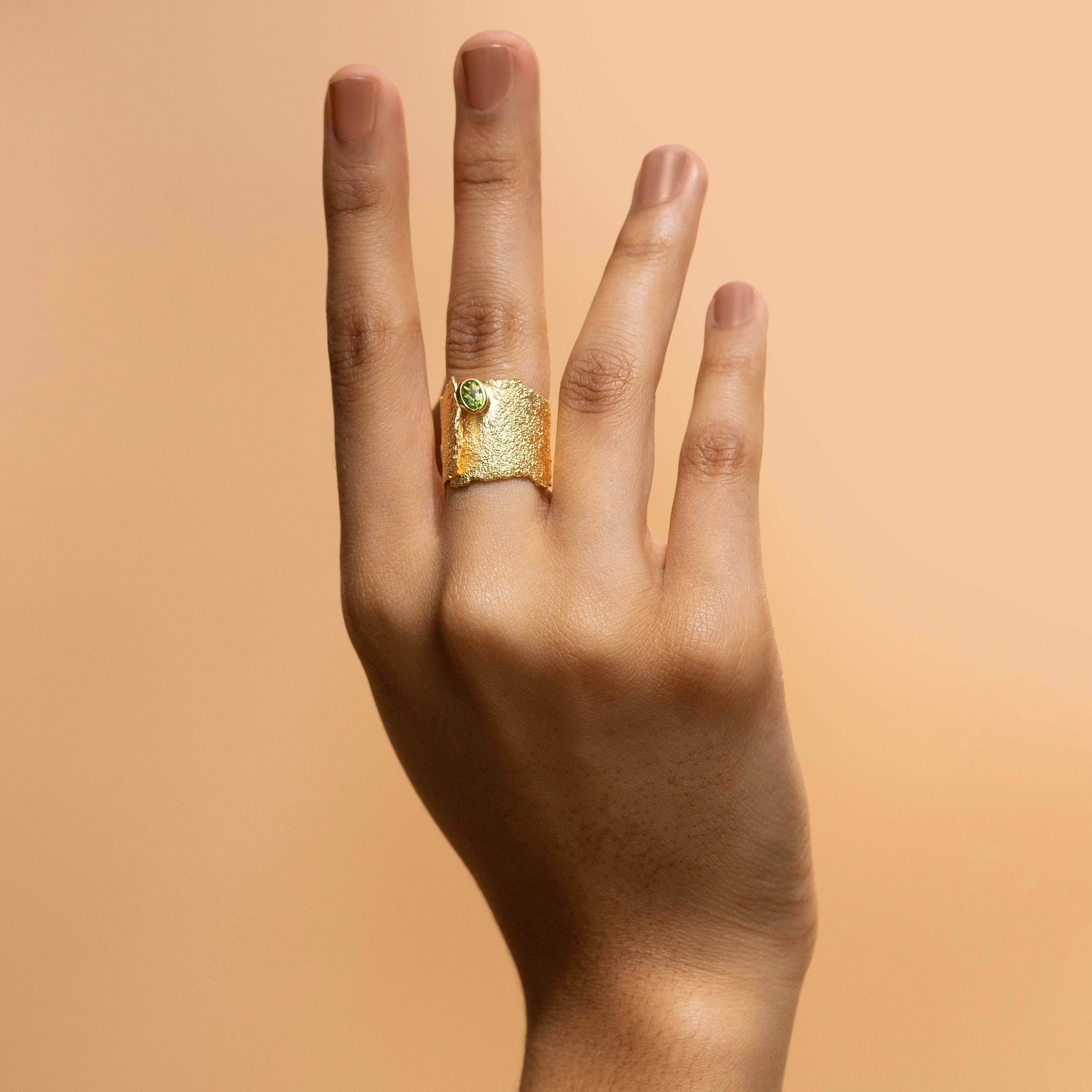 German Kabirski - Wholesale Cocktail/gelegenheidsring - Otthild Peridot Ring1