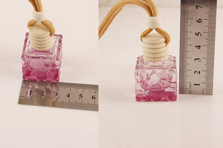 Candles Meta - Wholesale Luchtverfrisser voor in de auto - Uniseks - Vierkante autohanger geurverfrisserfles zonder inhoud8