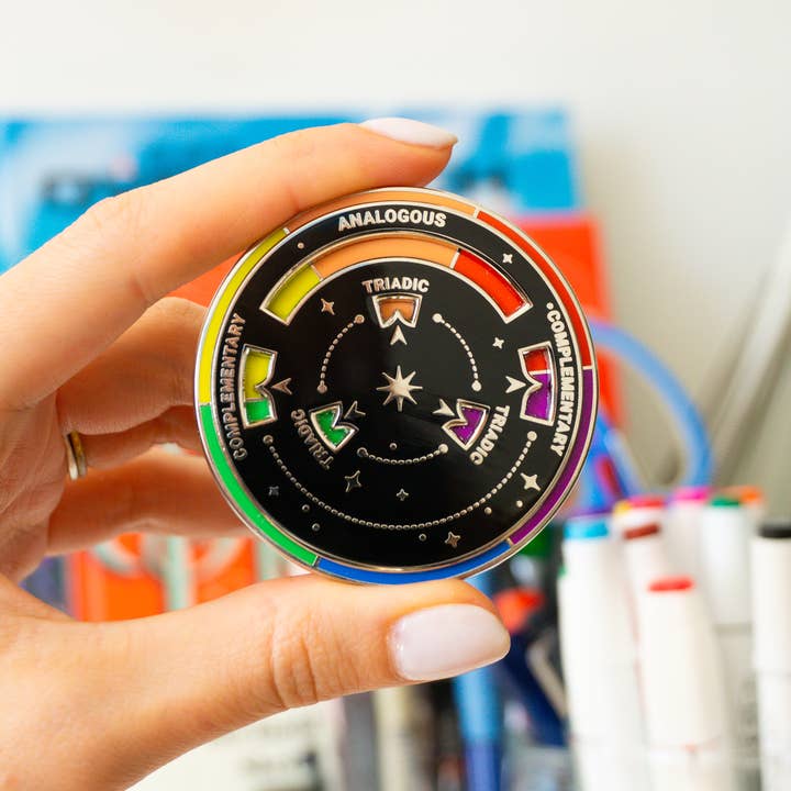 Creative Goodie - Vente Épinglettes/boutons - Théorie de la roue chromatique tournante, épingle en émail dur, Design graphique