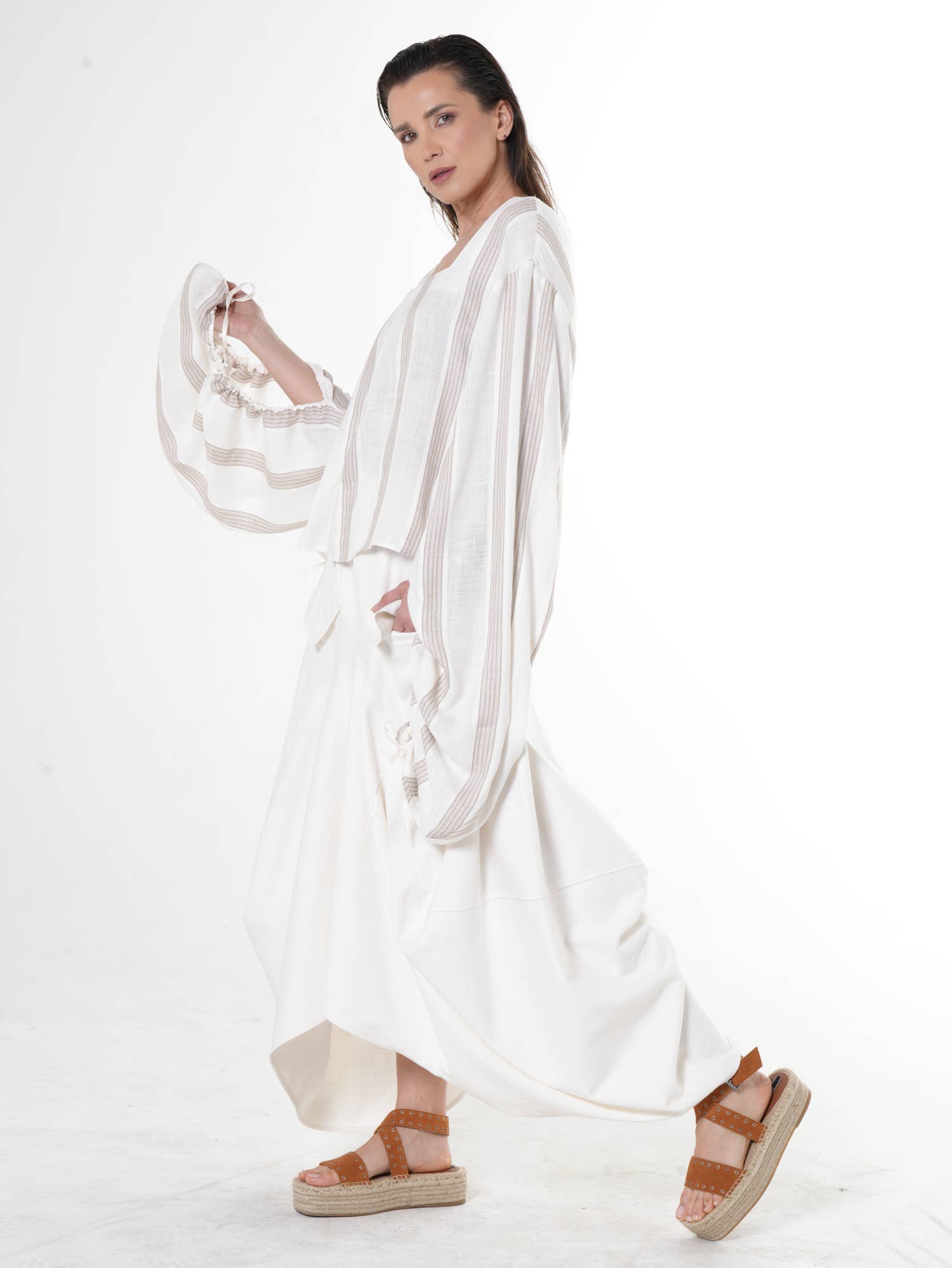 Metamorphoza – wholesale Blouse – Women’s – Boho Top With Oversize Sleeves On Light Stripes 4