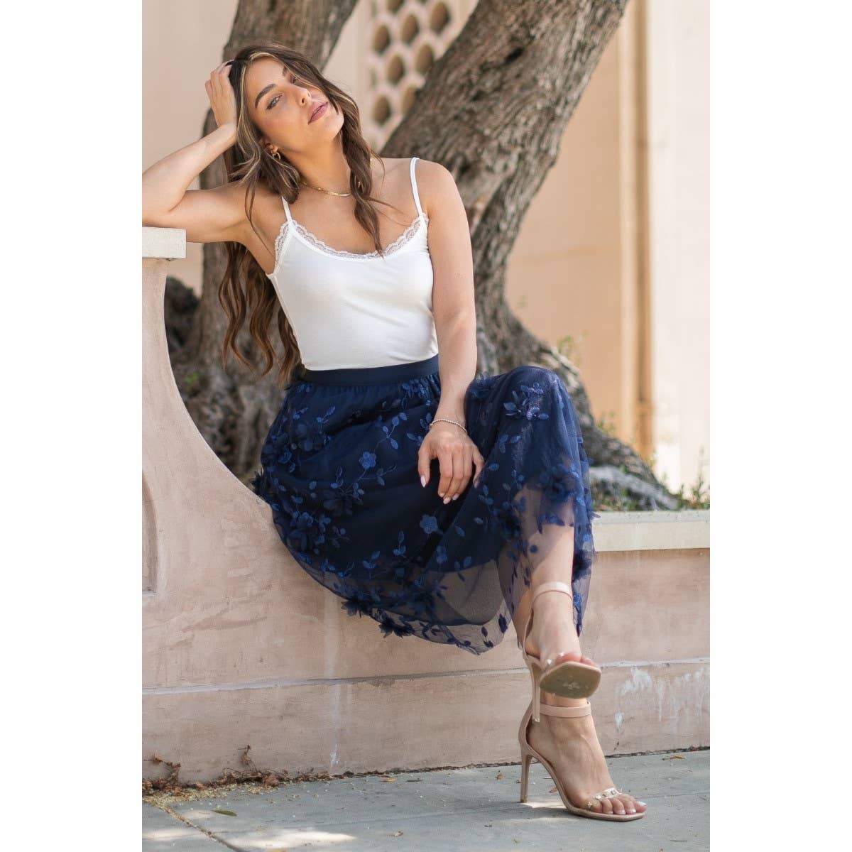 Verte – wholesale Skirt – Women’s – EMBROIDERY 3D FLORAL MIDI SKIRT_78S20544