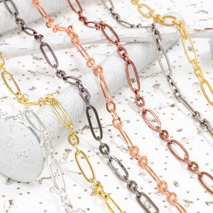 Catena a cavo con graffetta da 17,7 mm x 6 mm venduta al metro - CH 821 per la vendita all'ingrosso da parte di Continental Beads