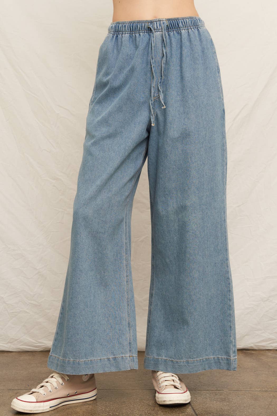 Wide Leg Denim Pants with Elastic Waistband for wholesale on Faire3