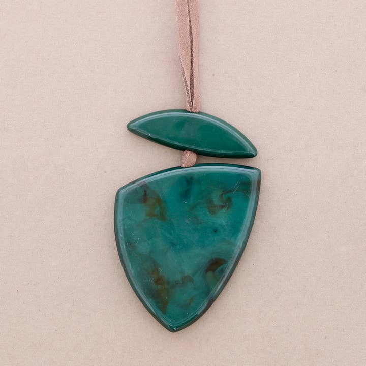 Lange ketting met resin hangers voor wholesale door Sonata