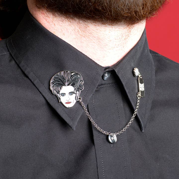 Dirty Lola - Wholesale Lapel Pin/Button - GOTHIC NET - ENAMEL PIN - LAPEL PIN SET